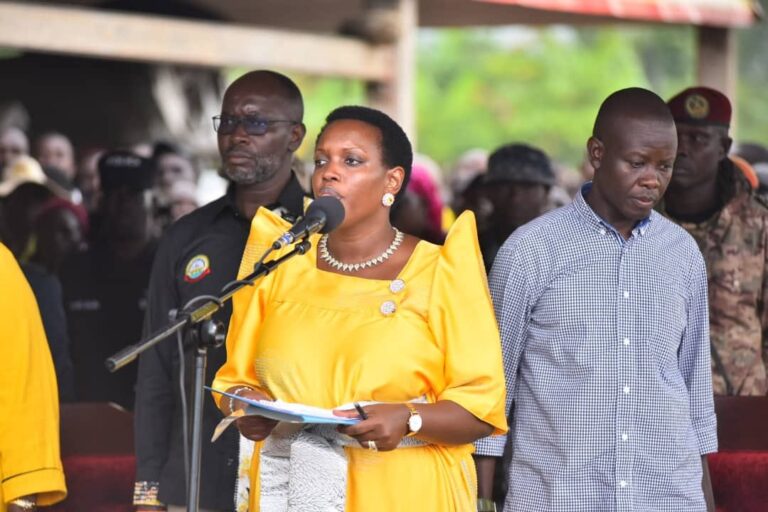 🇺🇬 President Museveni Commends Buikwe’s Development Efforts During PDM Zonal Tour